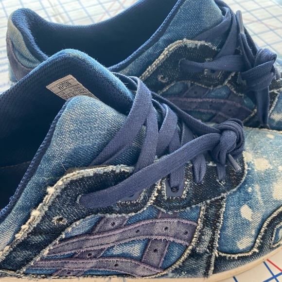 🔥 1 of 1 ASICS Denim bleach Destroyed Shoes 9 🔥 - Picture 12 of 12